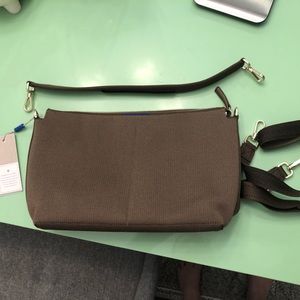 NWT Rothy’s cocoa crossbody